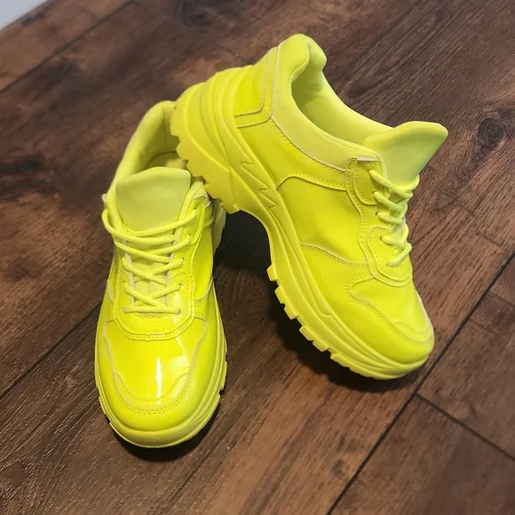 Chunky Lug Neon Sneakers - Picture 4 of 16